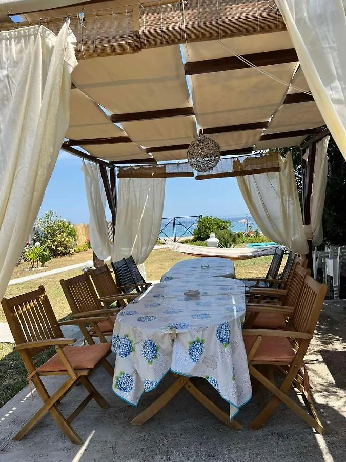 Lia'S Beach House Agios Nikolaos